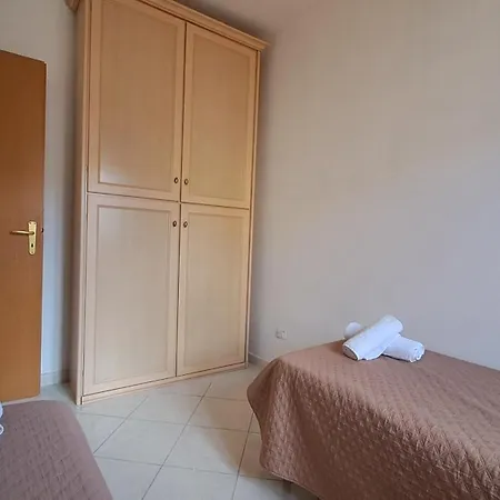 Le Lune 2 Apartment *